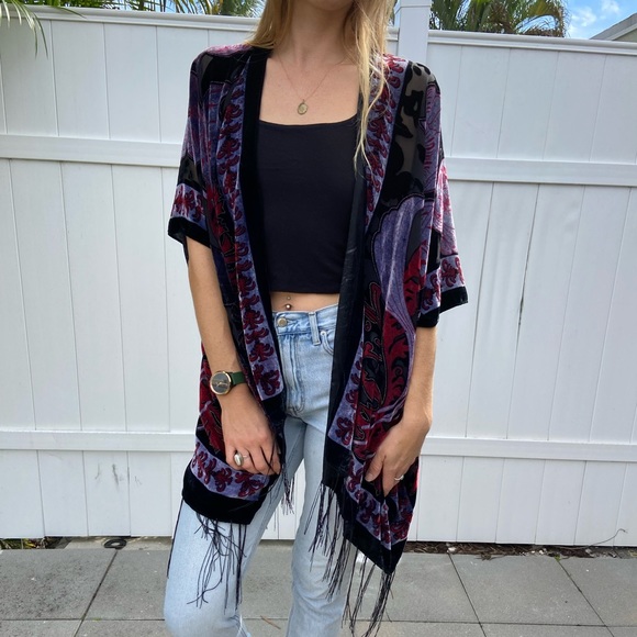 One of a kind velvet kimono from Australia ‼️💜 - Picture 7 of 15